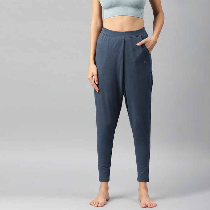 Women Navy Solid Regular Fit Yoga Track Pants